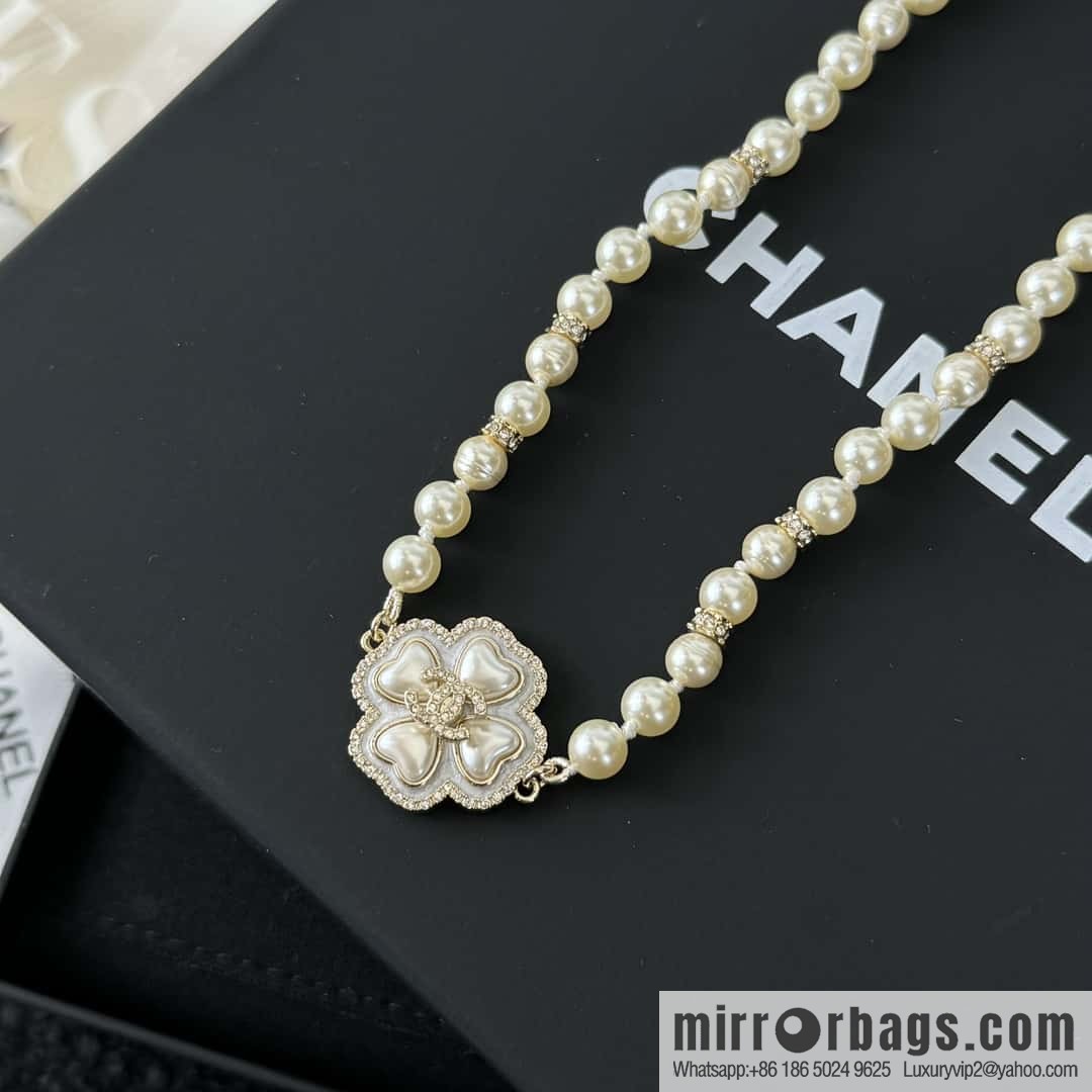 ❗️New ❗️☀️ New ☑️ Chanel Clover Pearl Necklace ☀️