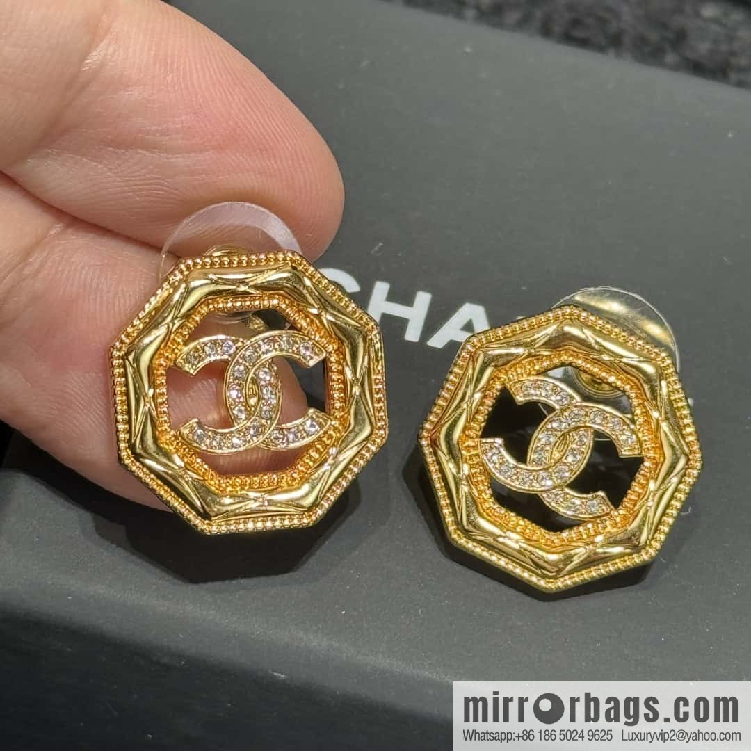 ❗️New ❗️☀️ new ☑️ chanel c1 double c octagonal stud earrings ☀️