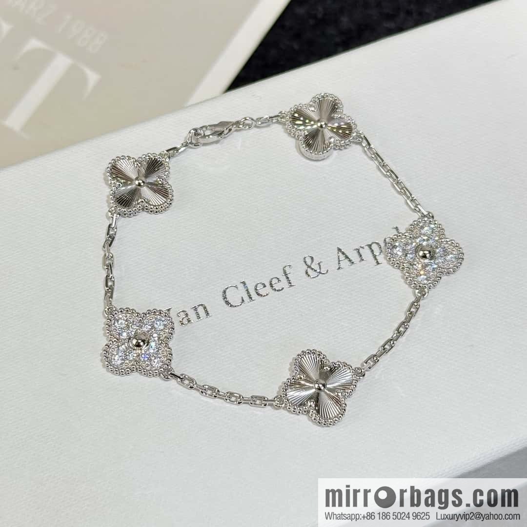 ❗️CNC version ❗️ ☀️ Van Cleef & Arpels diamond laser engraving four-leaf clover five-flower bracelet ☀