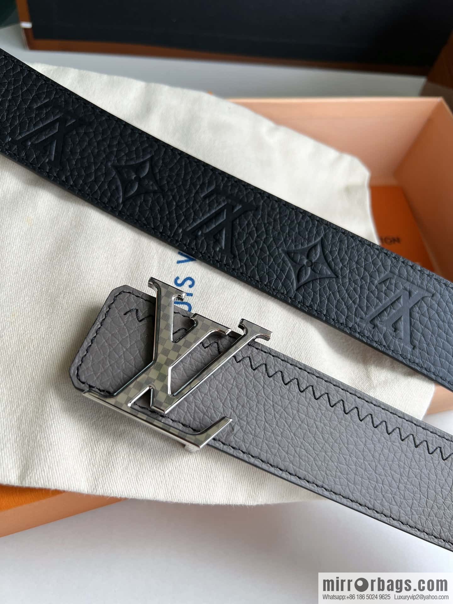 LV/Louis Vuitton Monogram lnitiales Color. Blocks Double Sided Belt 40mm