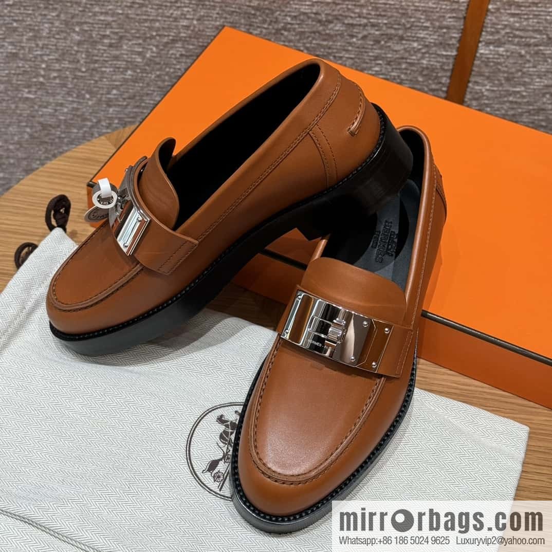 HERMES 101 Hot loafer, natural/Naturel calfskin/Calfskin