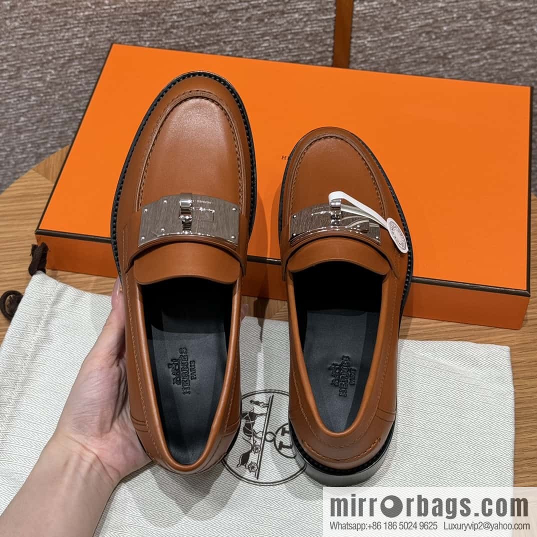 HERMES 101 Hot loafer, natural/Naturel calfskin/Calfskin