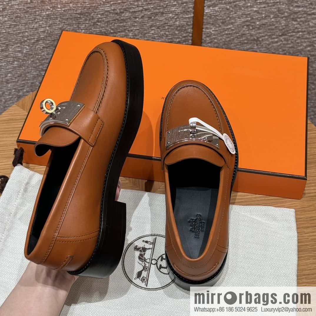 HERMES 101 Hot loafer, natural/Naturel calfskin/Calfskin
