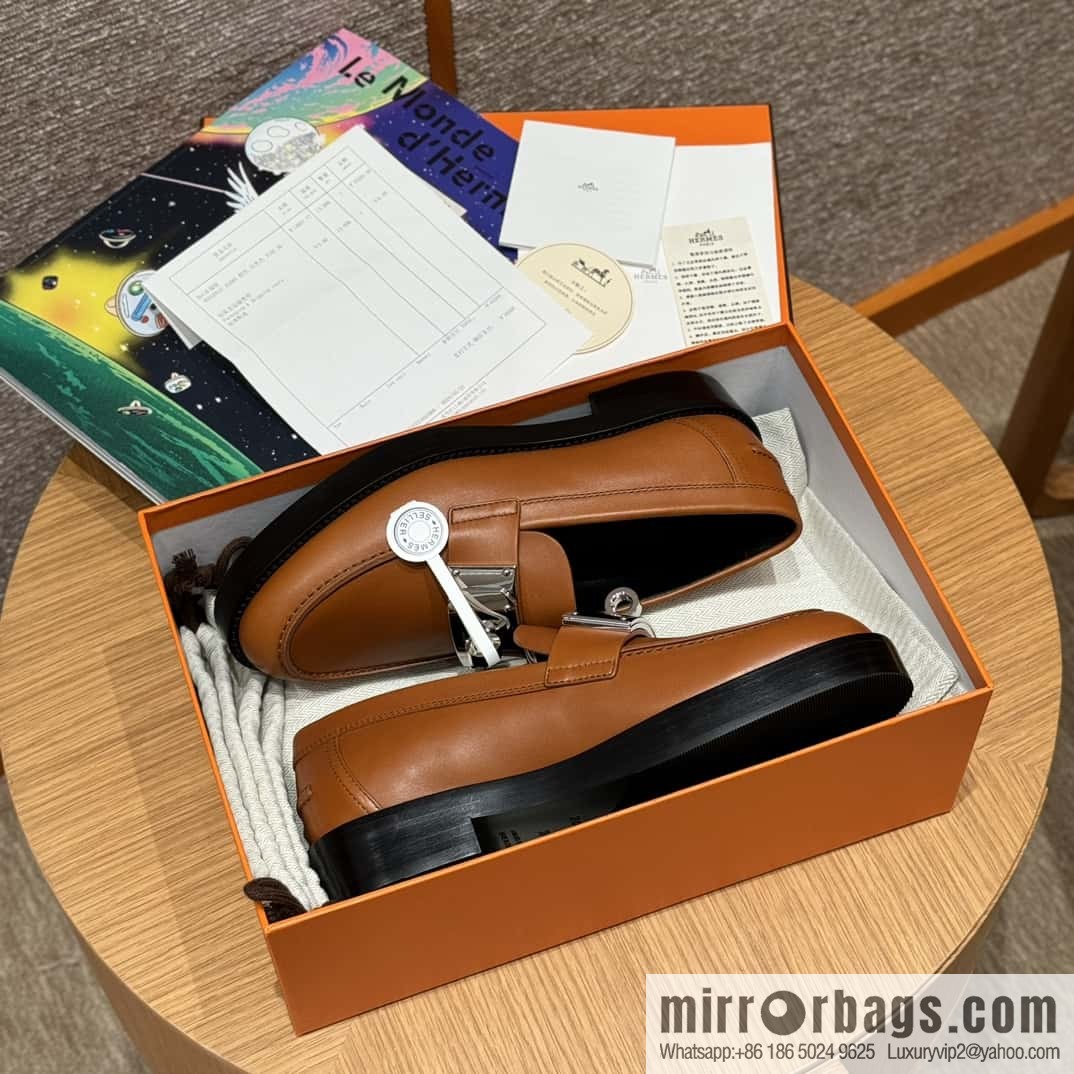 HERMES 101 Hot loafer, natural/Naturel calfskin/Calfskin