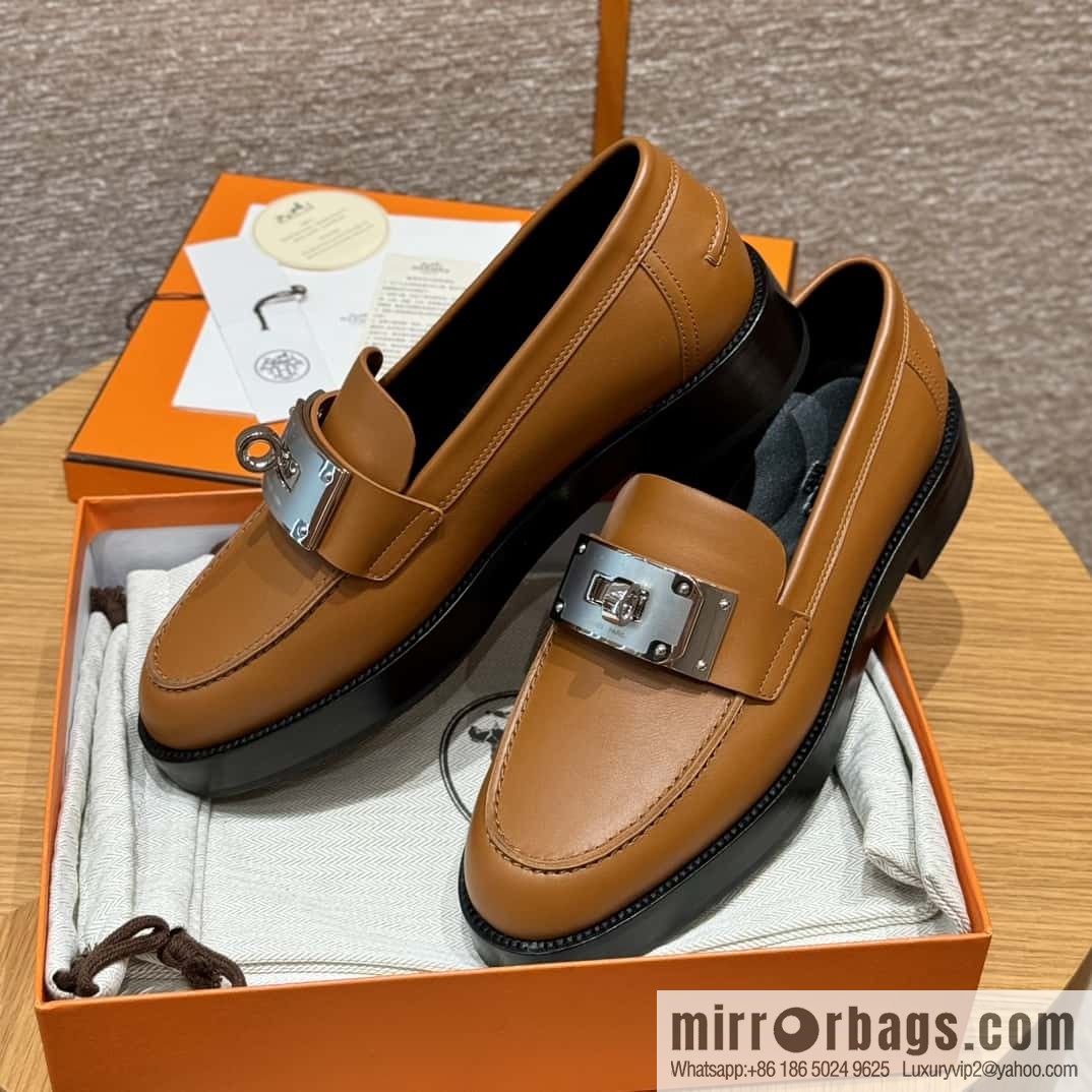 HERMES 101 Hot loafer, natural/Naturel calfskin/Calfskin