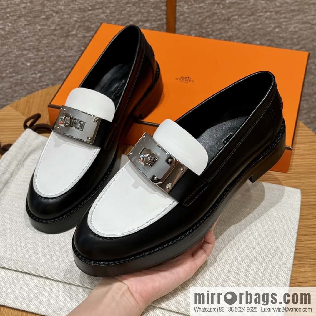 HERMES 101 Hot loafers, black with white/Black with white calfskin/Calfskin