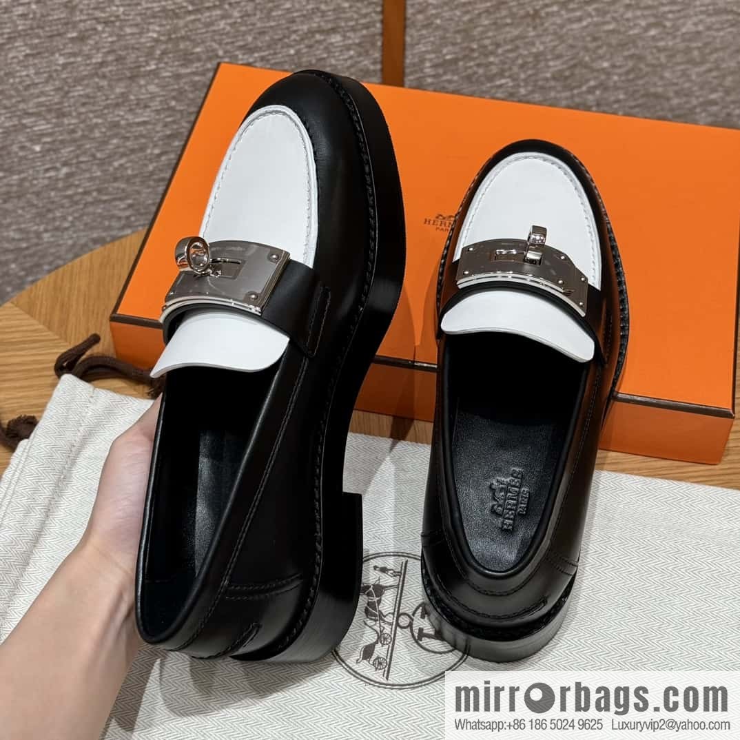 HERMES 101 Hot loafers, black with white/Black with white calfskin/Calfskin