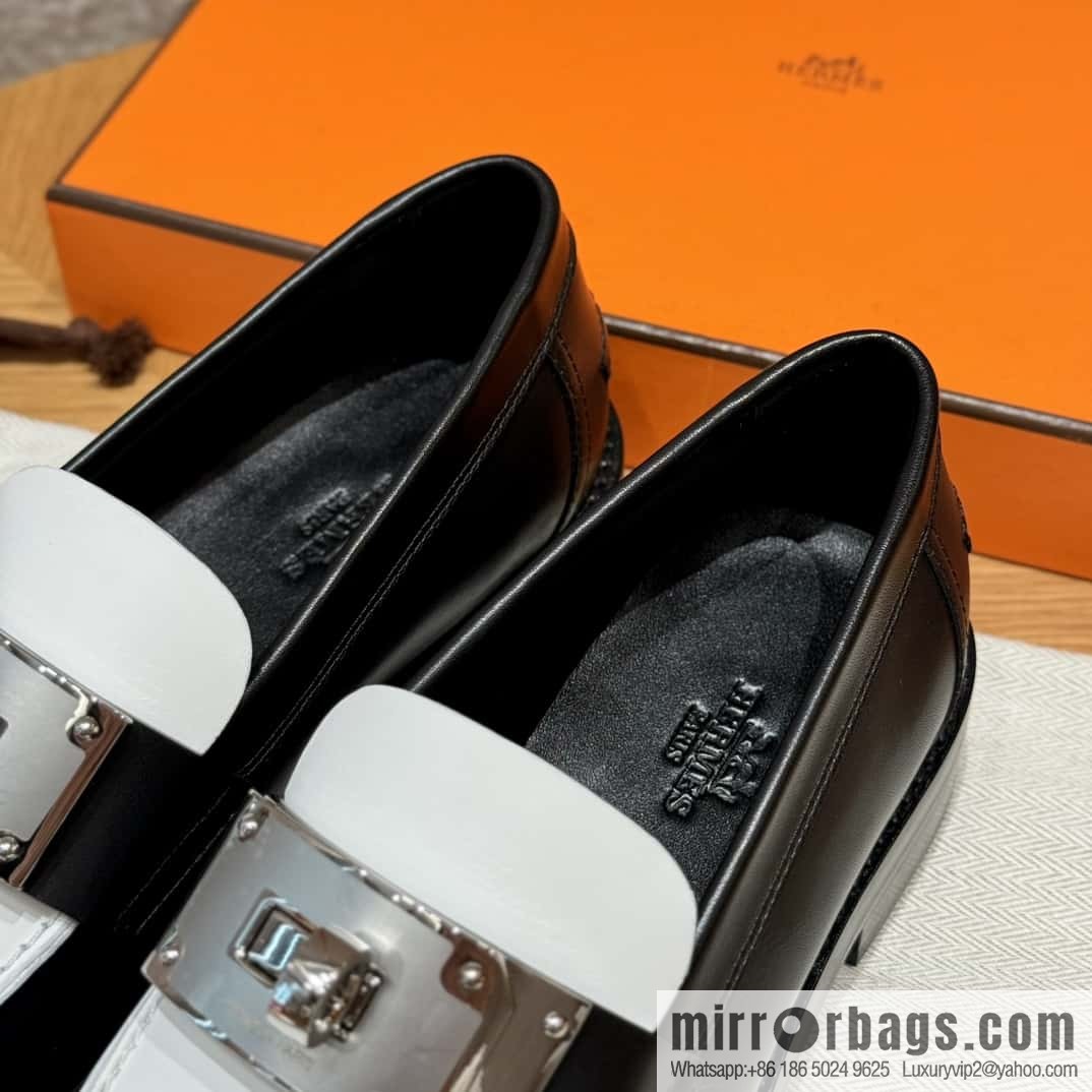 HERMES 101 Hot loafers, black with white/Black with white calfskin/Calfskin