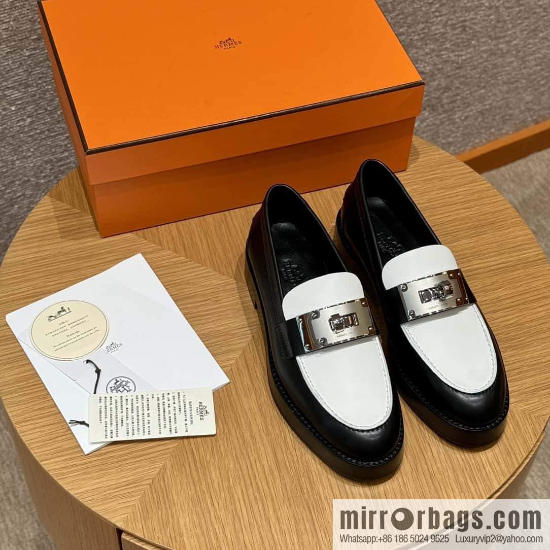 HERMES 101 Hot loafers, black with white/Black with white calfskin/Calfskin