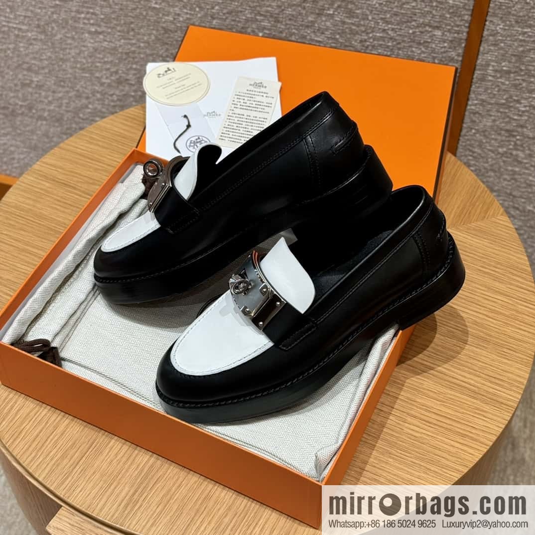 HERMES 101 Hot loafers, black with white/Black with white calfskin/Calfskin