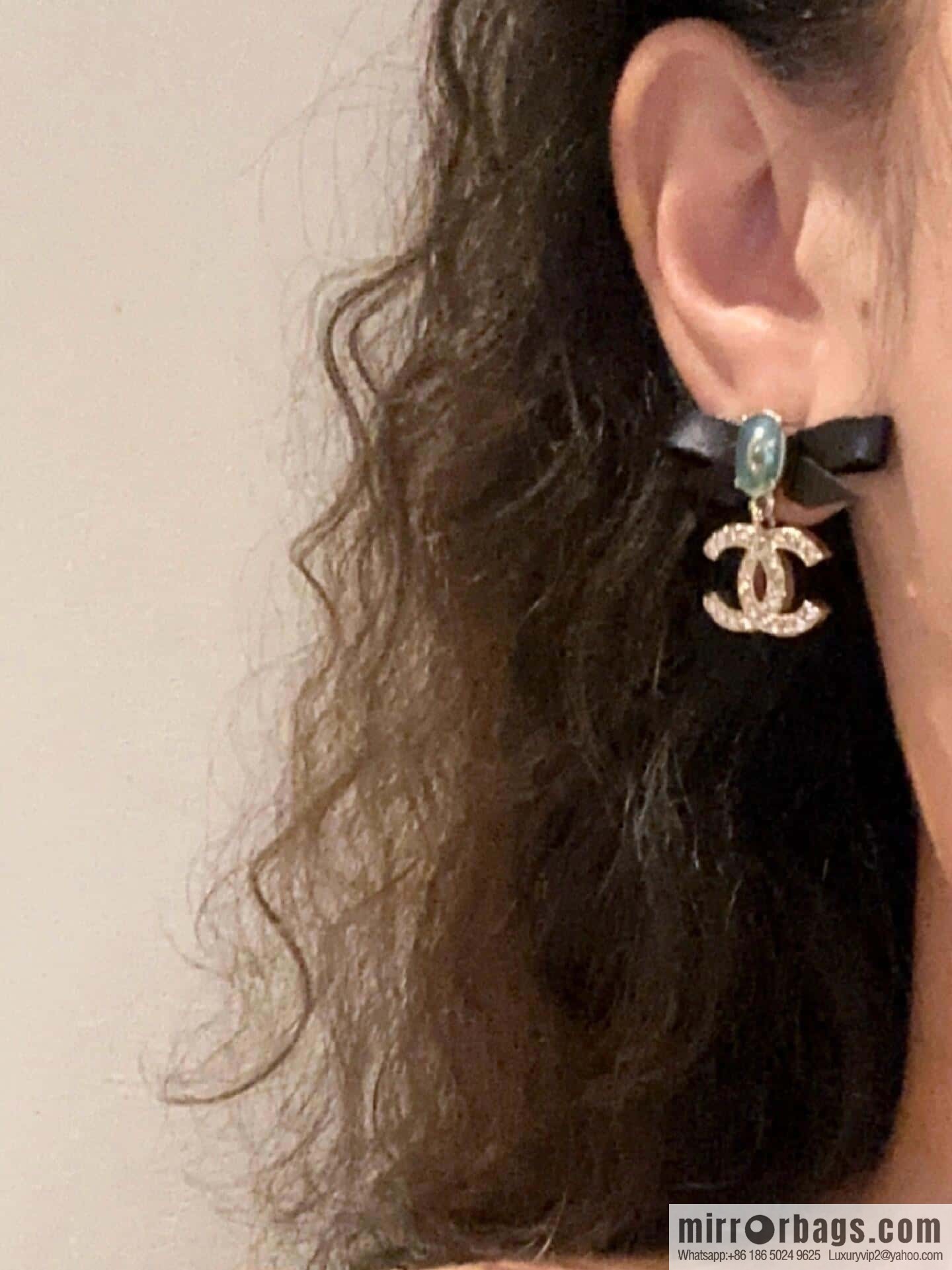 ❗️New ❗️☀️ new ☑️ Chanel double c bow stud earrings ☀️