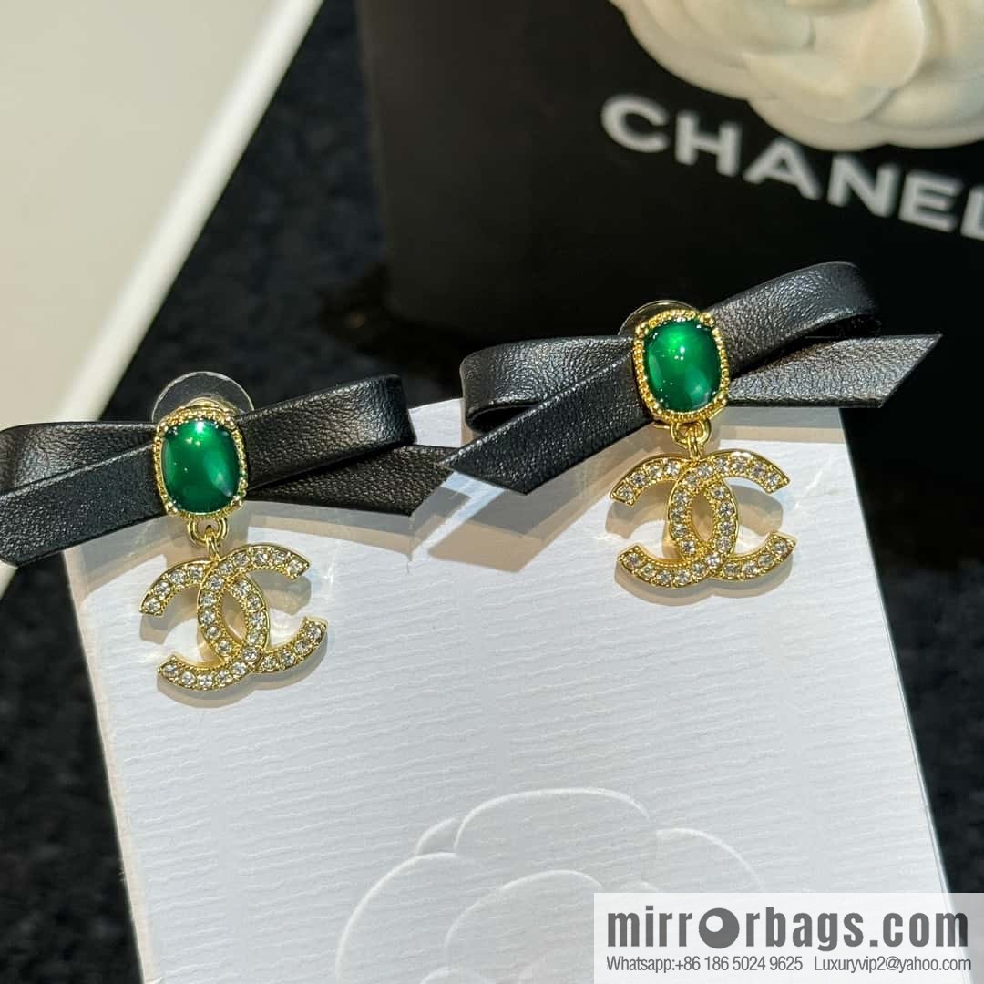 ❗️New ❗️☀️ new ☑️ Chanel double c bow stud earrings ☀️
