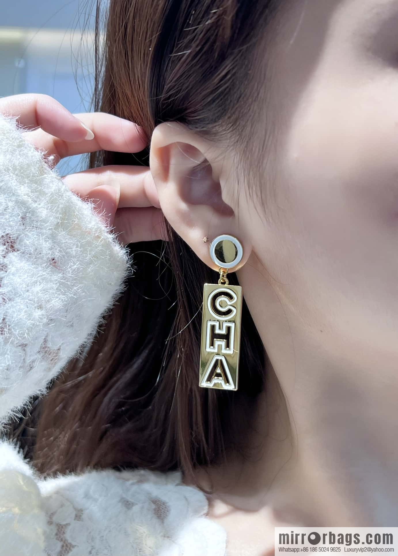 ❗️New ❗️☀️ New ☑️ Chanel c2 double c letter stud earrings ☀️