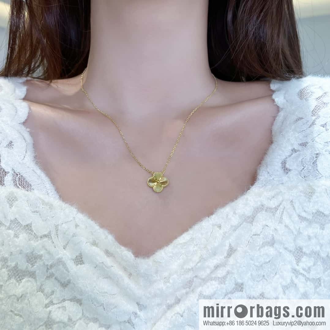 ❗️CNC Version ❗️ ☀️ Van Cleef & Arpels Laser Engraved Clover Necklace ☀