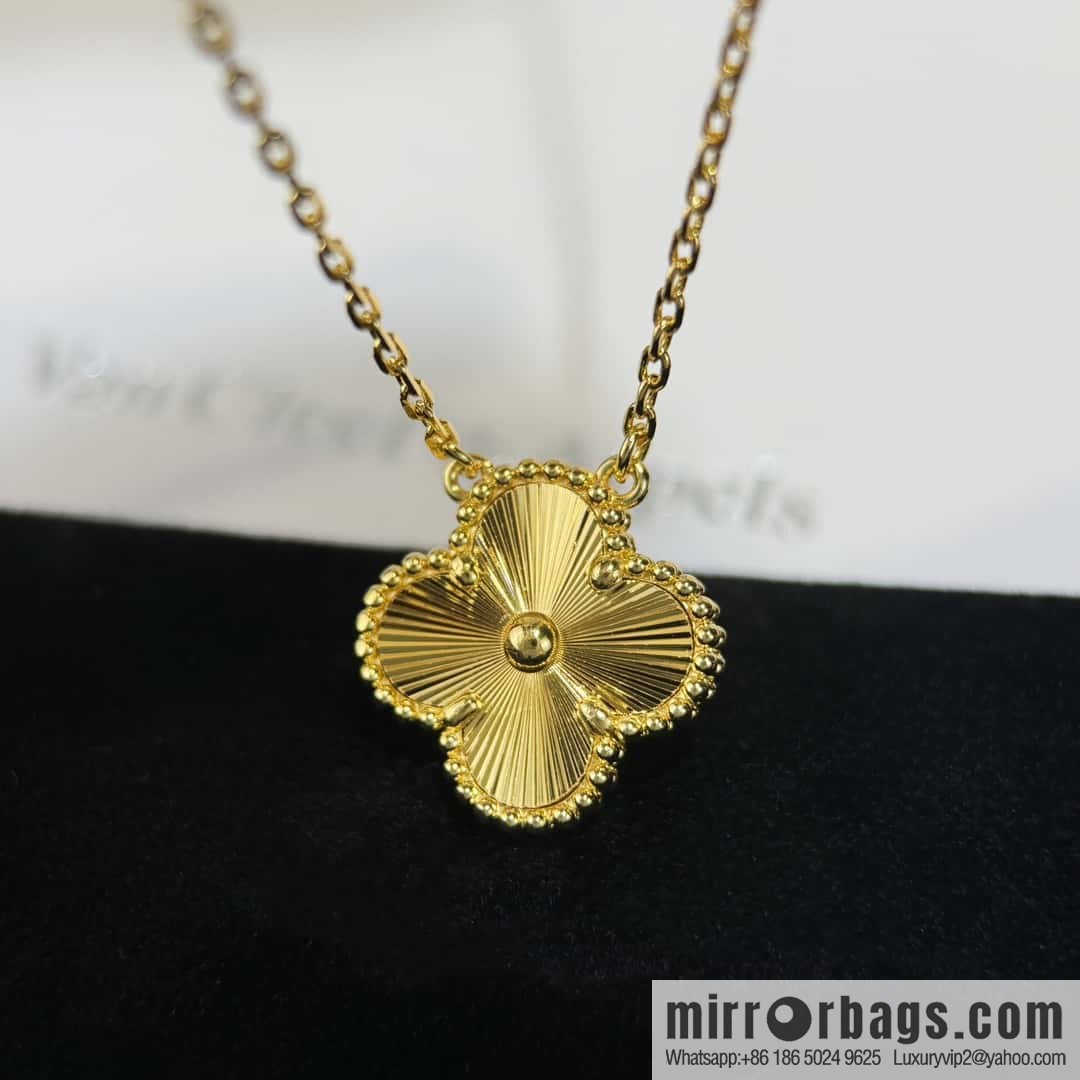 ❗️CNC Version ❗️ ☀️ Van Cleef & Arpels Laser Engraved Clover Necklace ☀