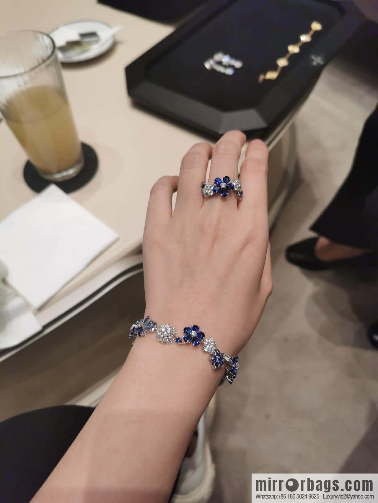 ❗️New ❗️ ☀️ Van Cleef & Arpels A Midsummer Night's Dream Folie des Pres Ring ☀️