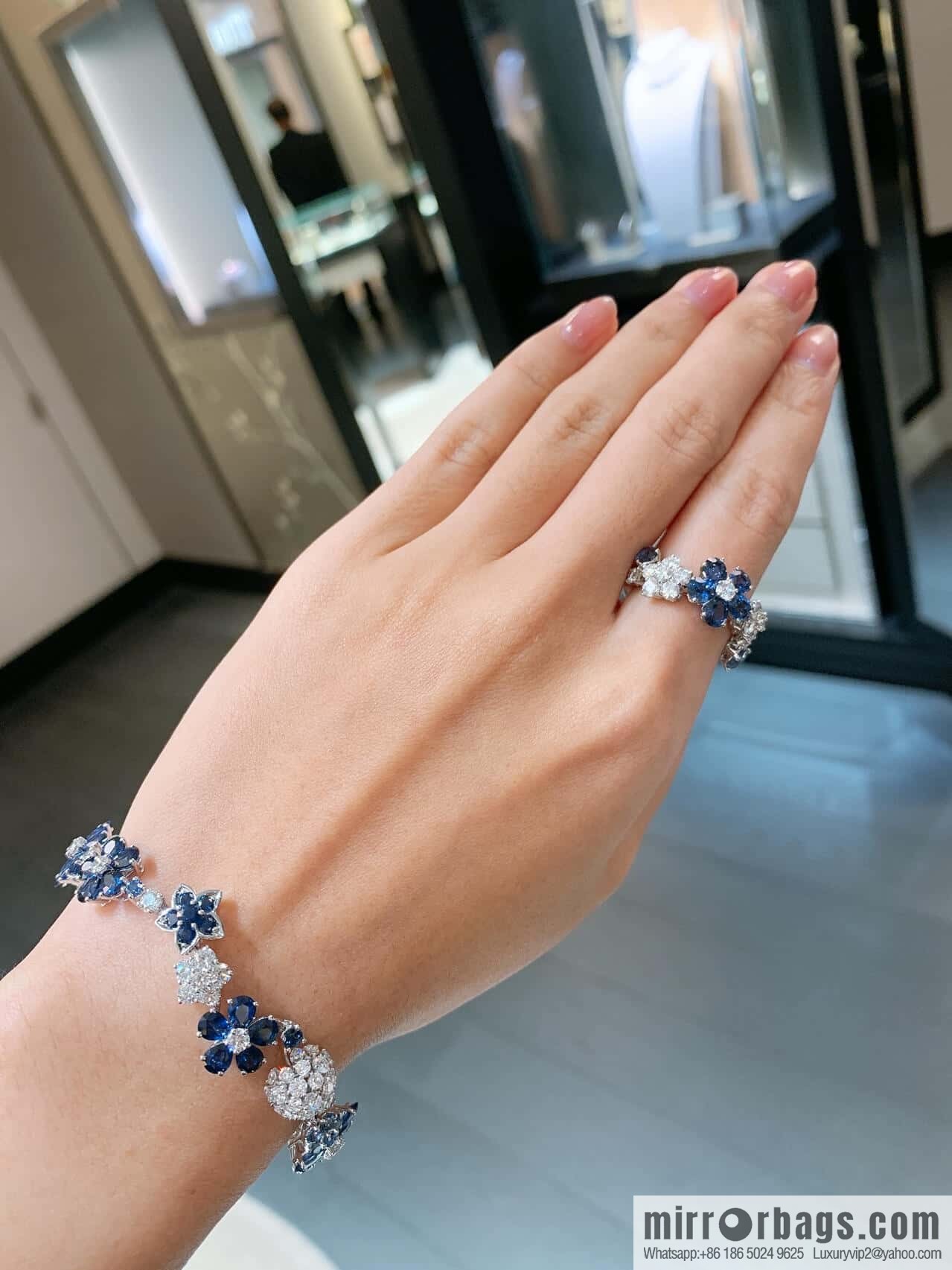 ❗️New ❗️ ☀️ Van Cleef & Arpels A Midsummer Night's Dream Folie des Pres bracelet ☀