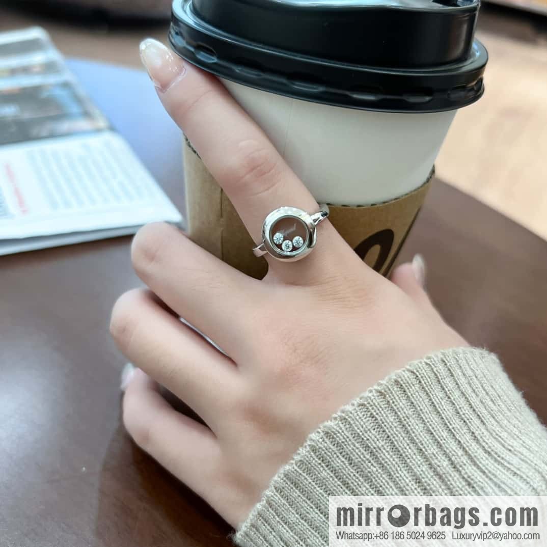 ❗️New ❗️ Chopard HAPPY DIAMONDS Glossy Round Three Diamond Ring