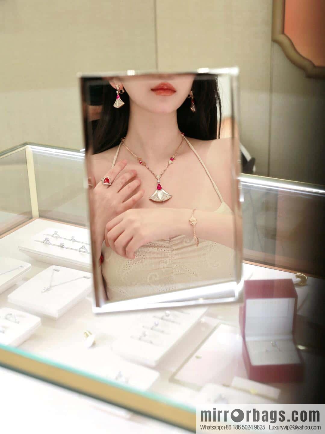 ❗️New ❗️ ☀️ original order ☀ BVLGARI DIVAS'DREAM Liu Yifei same fan necklace, stud earrings ☀️