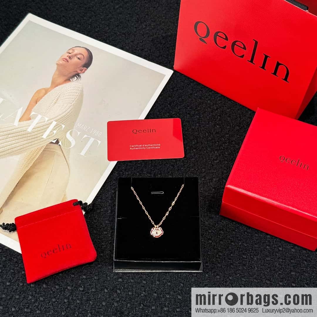 ❗️New ❗️ ☀️ Qeelin Kirin Yu Yi Ruyi Lock Necklace ☀️