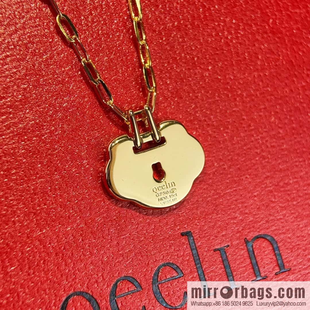 ❗️New ❗️ ☀️ Qeelin Kirin Yu Yi Ruyi Lock Necklace ☀️