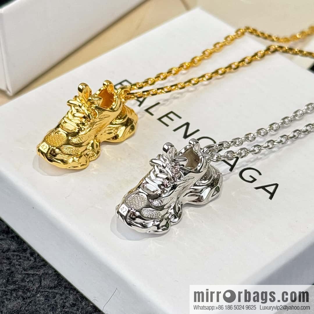 ❗️New ❗️ ☀️ New ☑️ Balenciaga BALENCIAGA Shoes Necklace ☀️