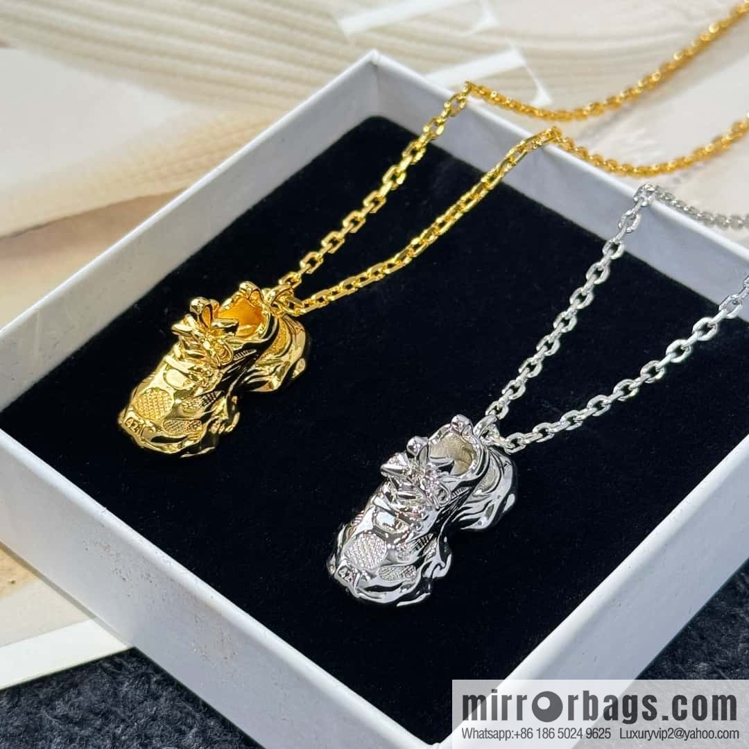 ❗️New ❗️ ☀️ New ☑️ Balenciaga BALENCIAGA Shoes Necklace ☀️