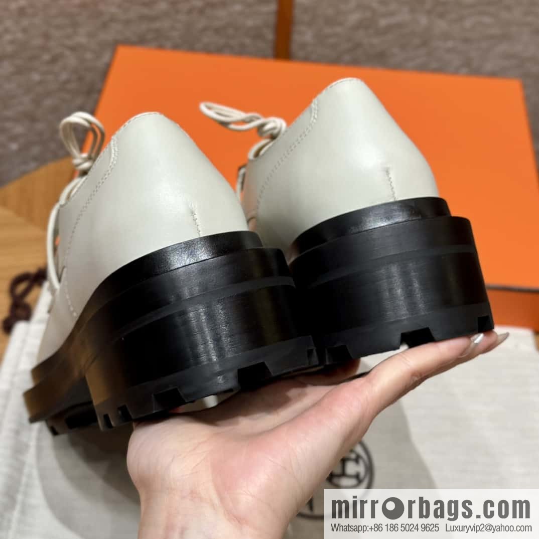 HERMES 252 First Platform Oxford Shoes, Clay Beige/Clay beige/Calfskin