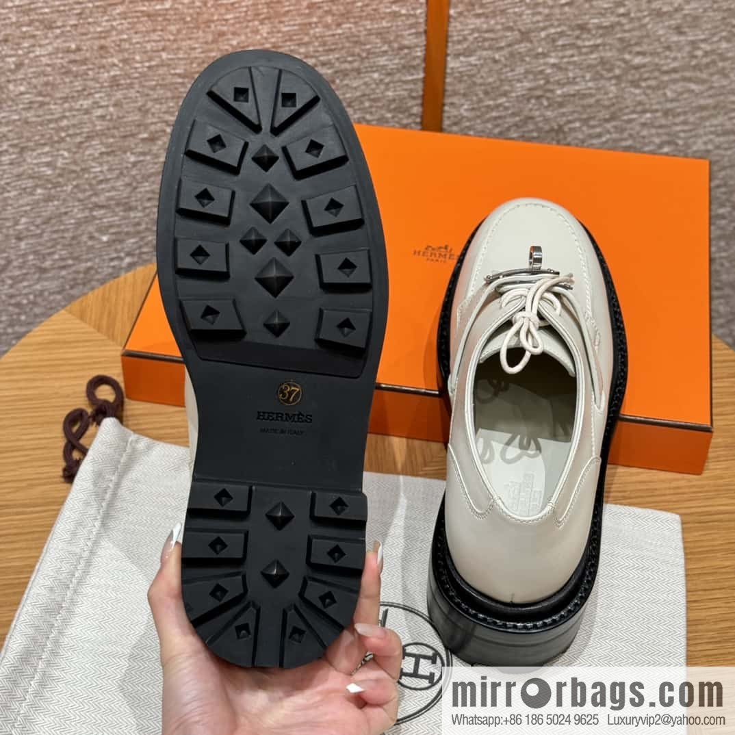 HERMES 252 First Platform Oxford Shoes, Clay Beige/Clay beige/Calfskin