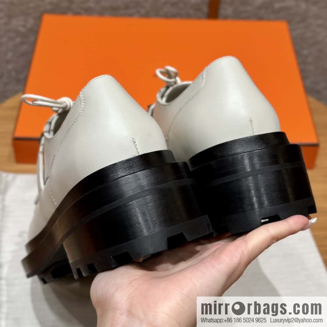 HERMES 252 First Platform Oxford Shoes, Clay Beige/Clay beige/Calfskin