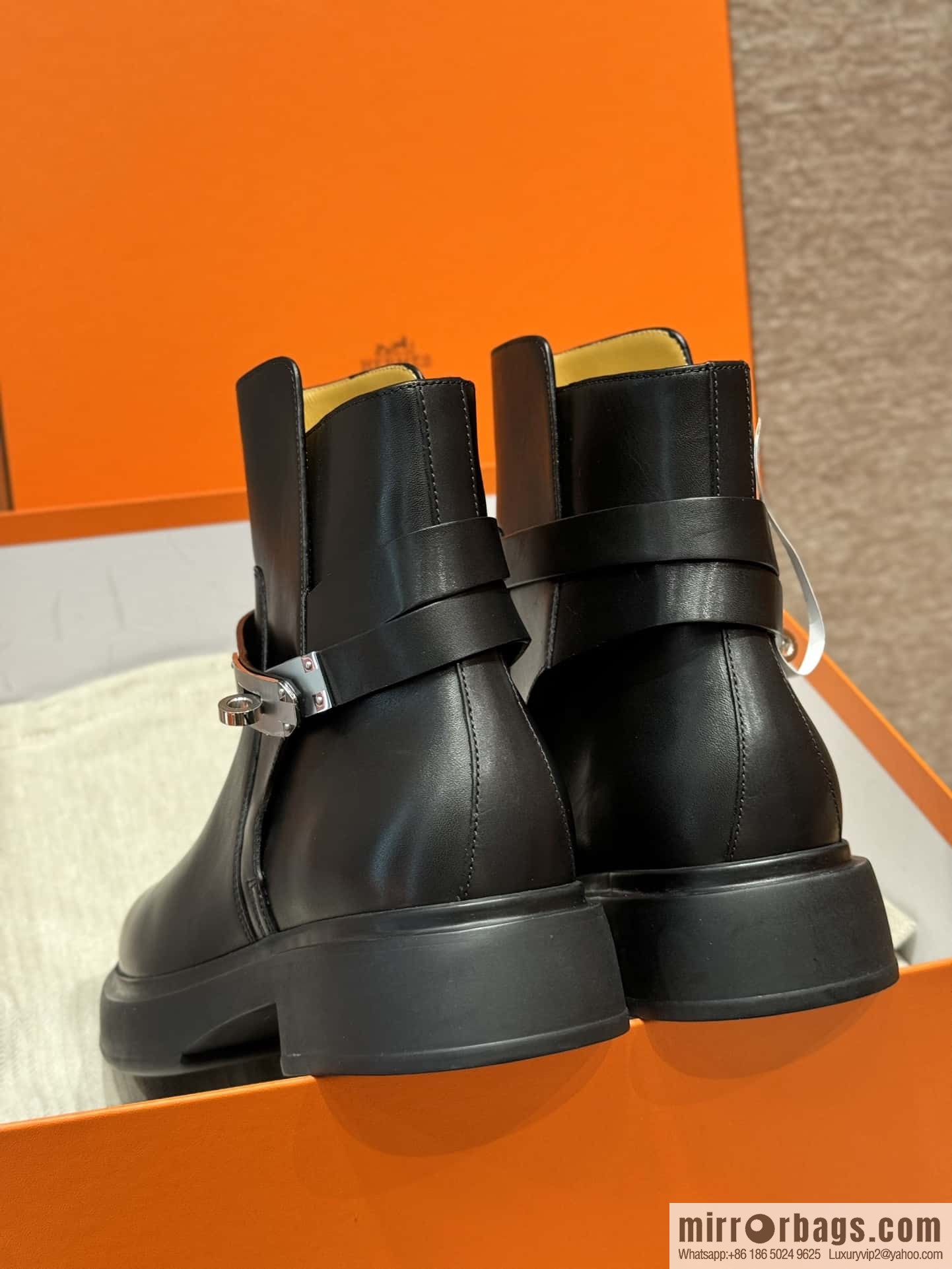 HERMES 203 Veo and Naked Boots, Black/89/Noir Calfskin/Calfskin