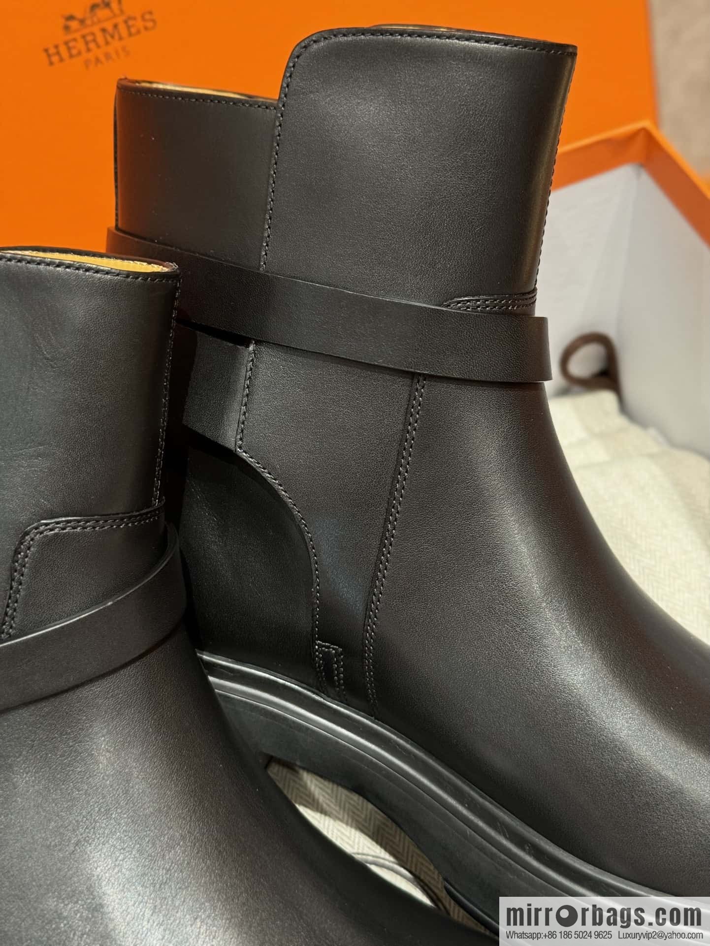 HERMES 203 Veo and Naked Boots, Black/89/Noir Calfskin/Calfskin