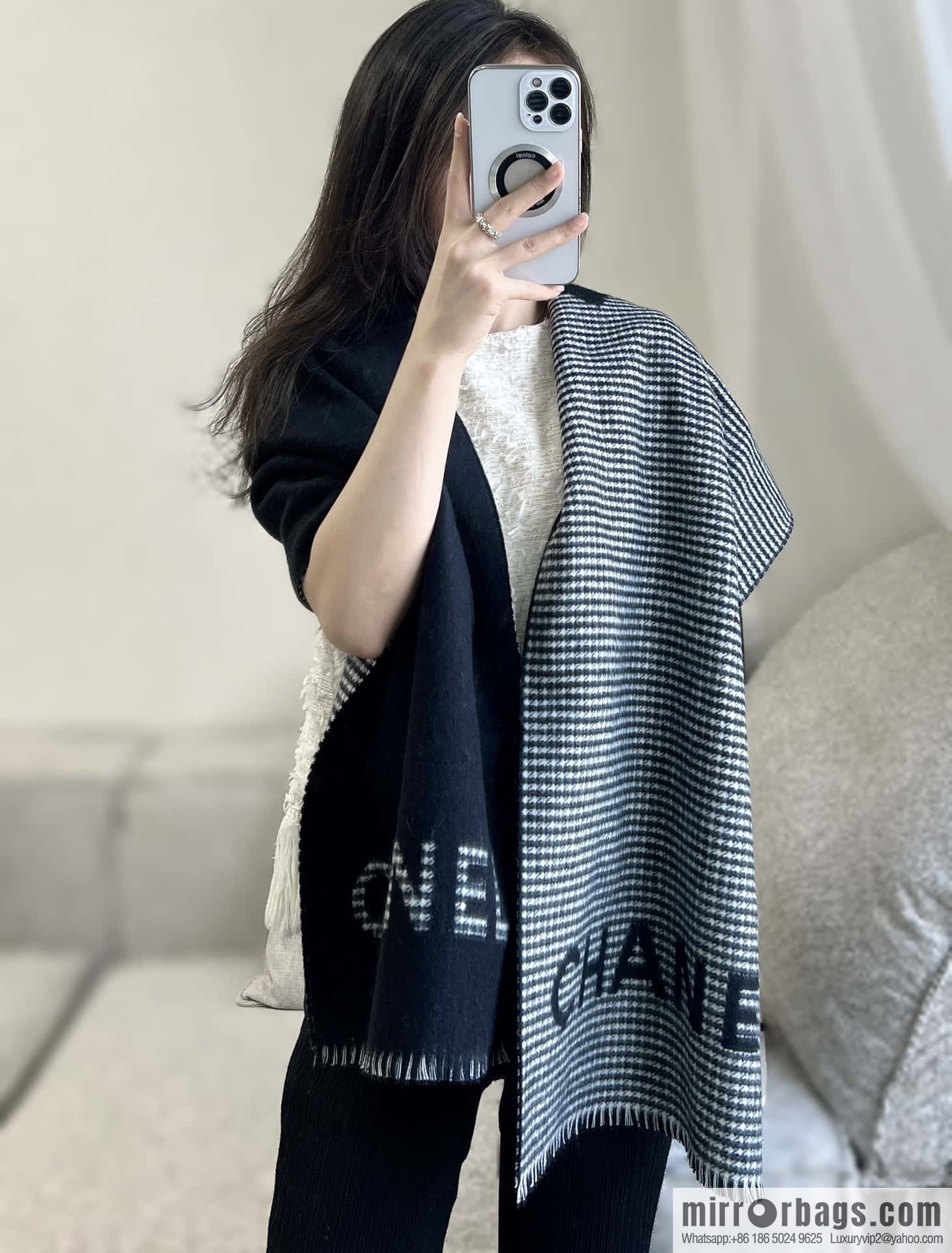 𝐂𝐇𝐀𝐍𝐄𝐋｜𝟐𝟑𝐛 thousand bird grid color matching double-sided cashmere scarf ▪️ black