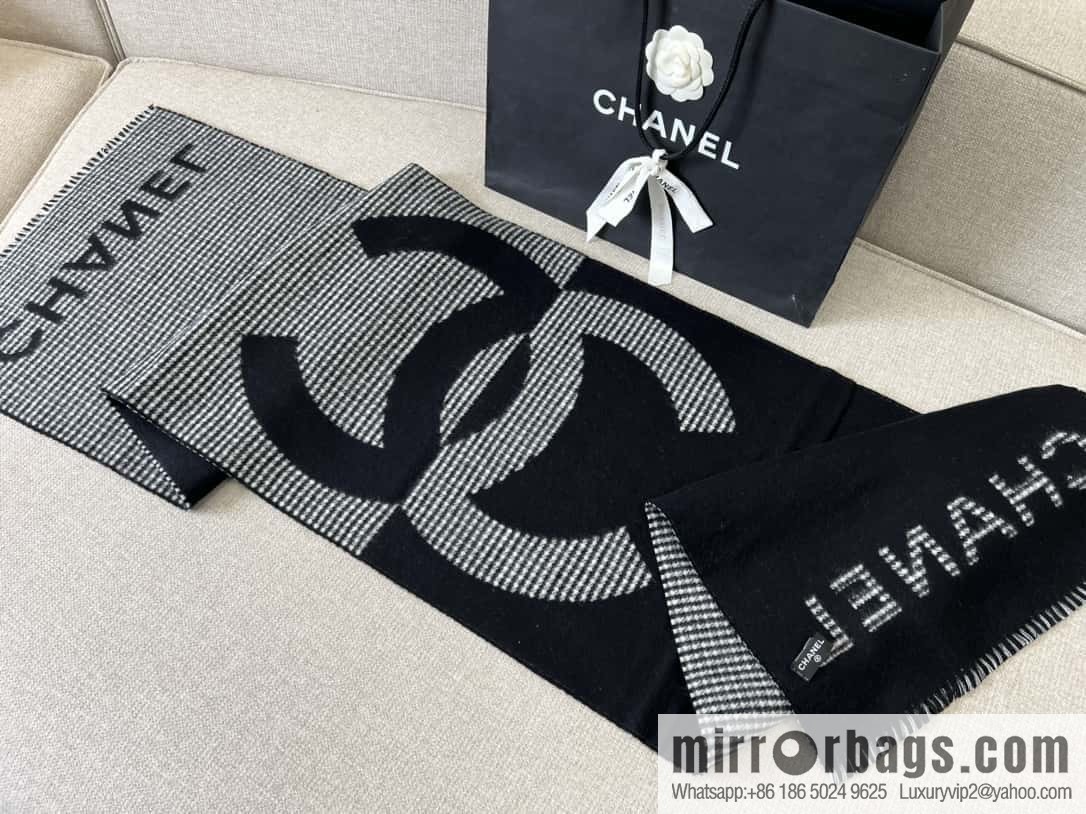 𝐂𝐇𝐀𝐍𝐄𝐋｜𝟐𝟑𝐛 thousand bird grid color matching double-sided cashmere scarf ▪️ black
