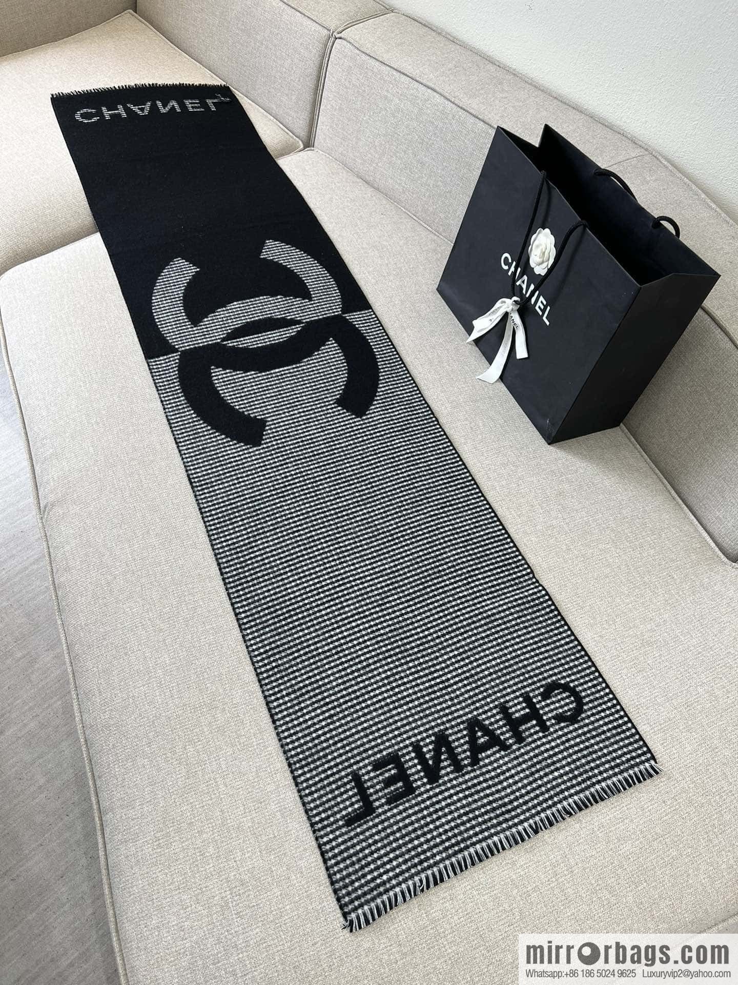 𝐂𝐇𝐀𝐍𝐄𝐋｜𝟐𝟑𝐛 thousand bird grid color matching double-sided cashmere scarf ▪️ black