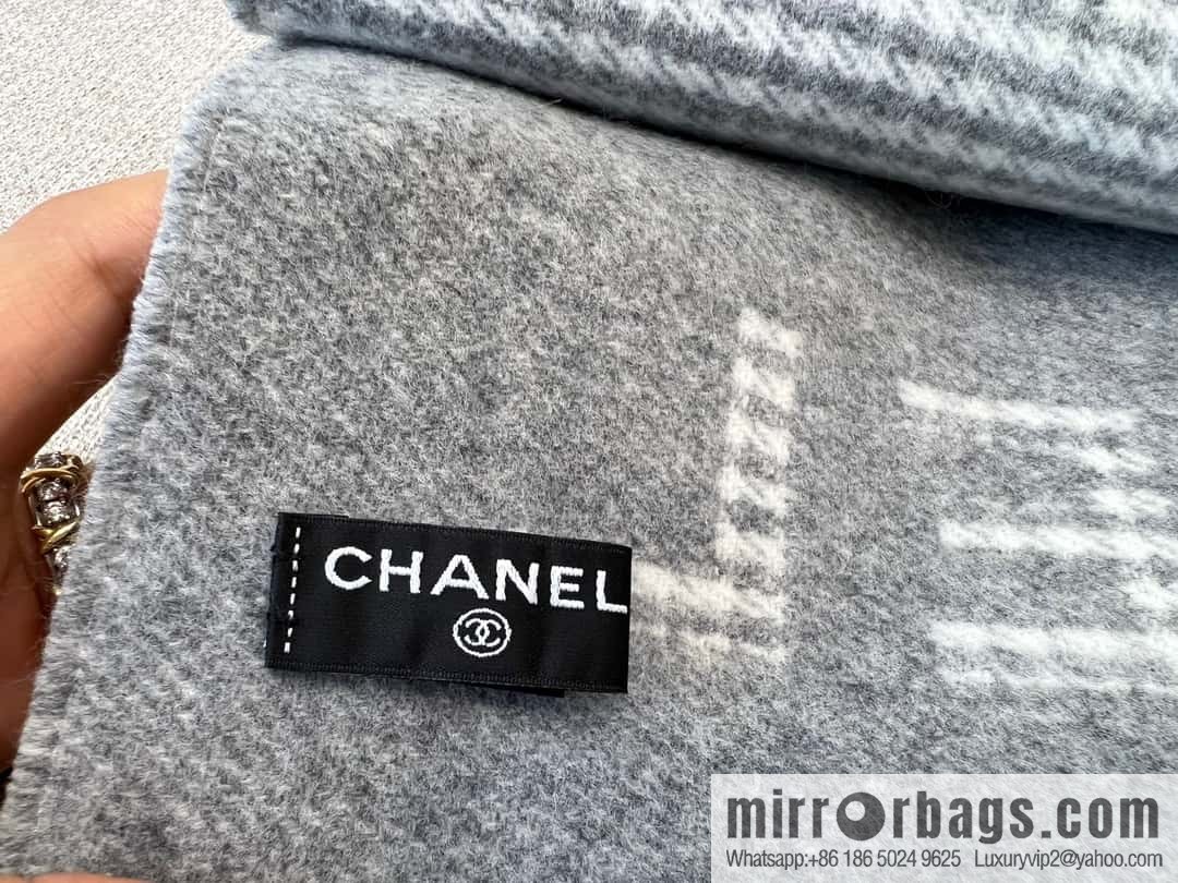 𝐂𝐇𝐀𝐍𝐄𝐋｜𝟐𝟑𝐛 thousand bird grid color matching double-sided cashmere scarf ▪️ gray