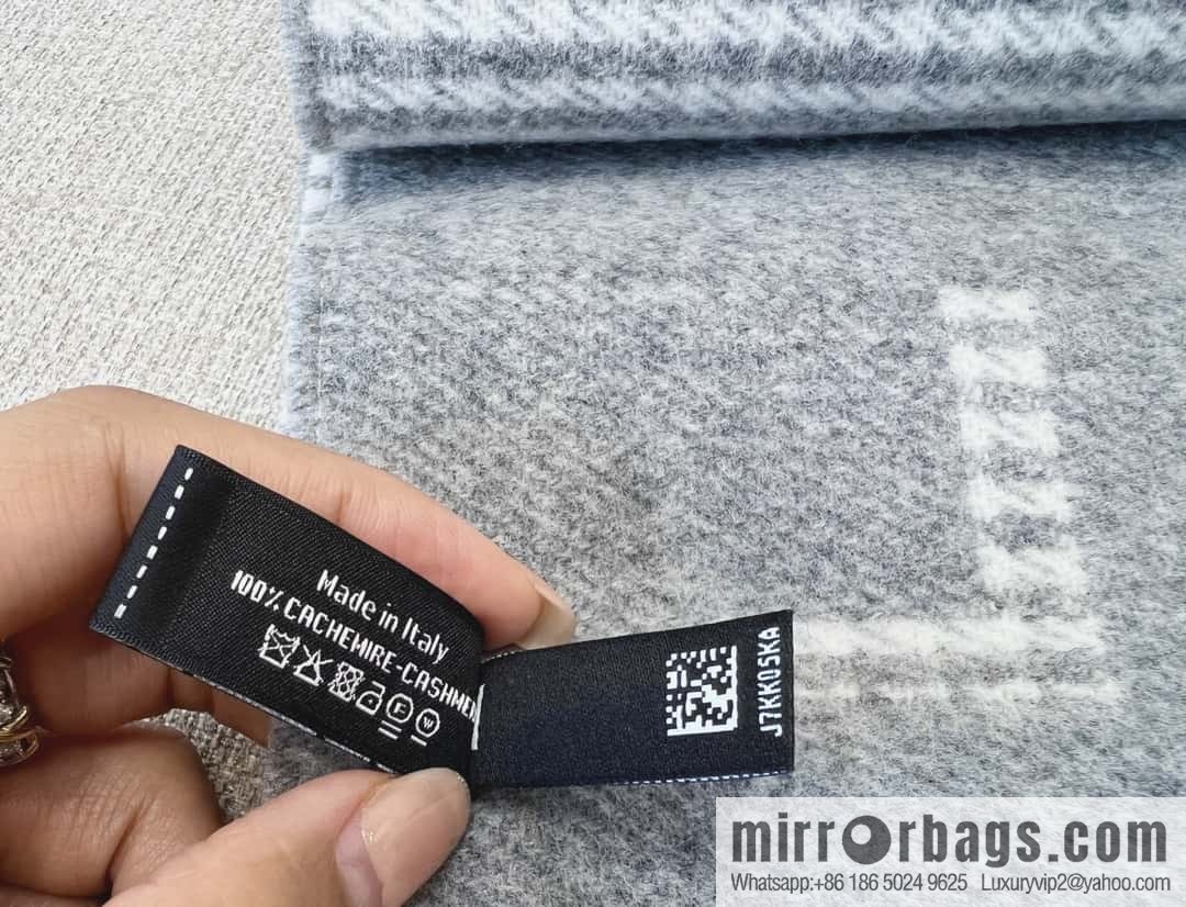 𝐂𝐇𝐀𝐍𝐄𝐋｜𝟐𝟑𝐛 thousand bird grid color matching double-sided cashmere scarf ▪️ gray