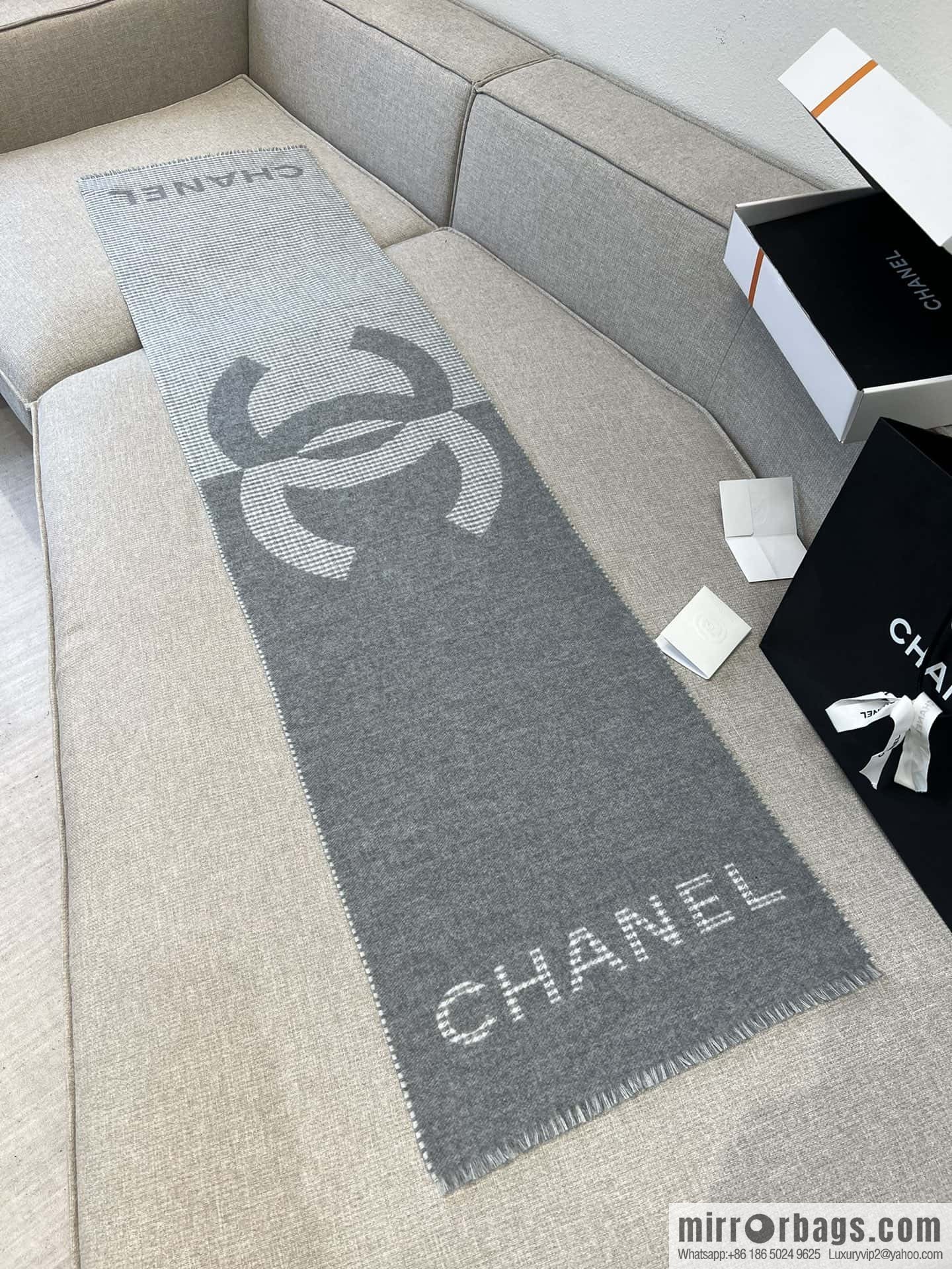 𝐂𝐇𝐀𝐍𝐄𝐋｜𝟐𝟑𝐛 thousand bird grid color matching double-sided cashmere scarf ▪️ gray