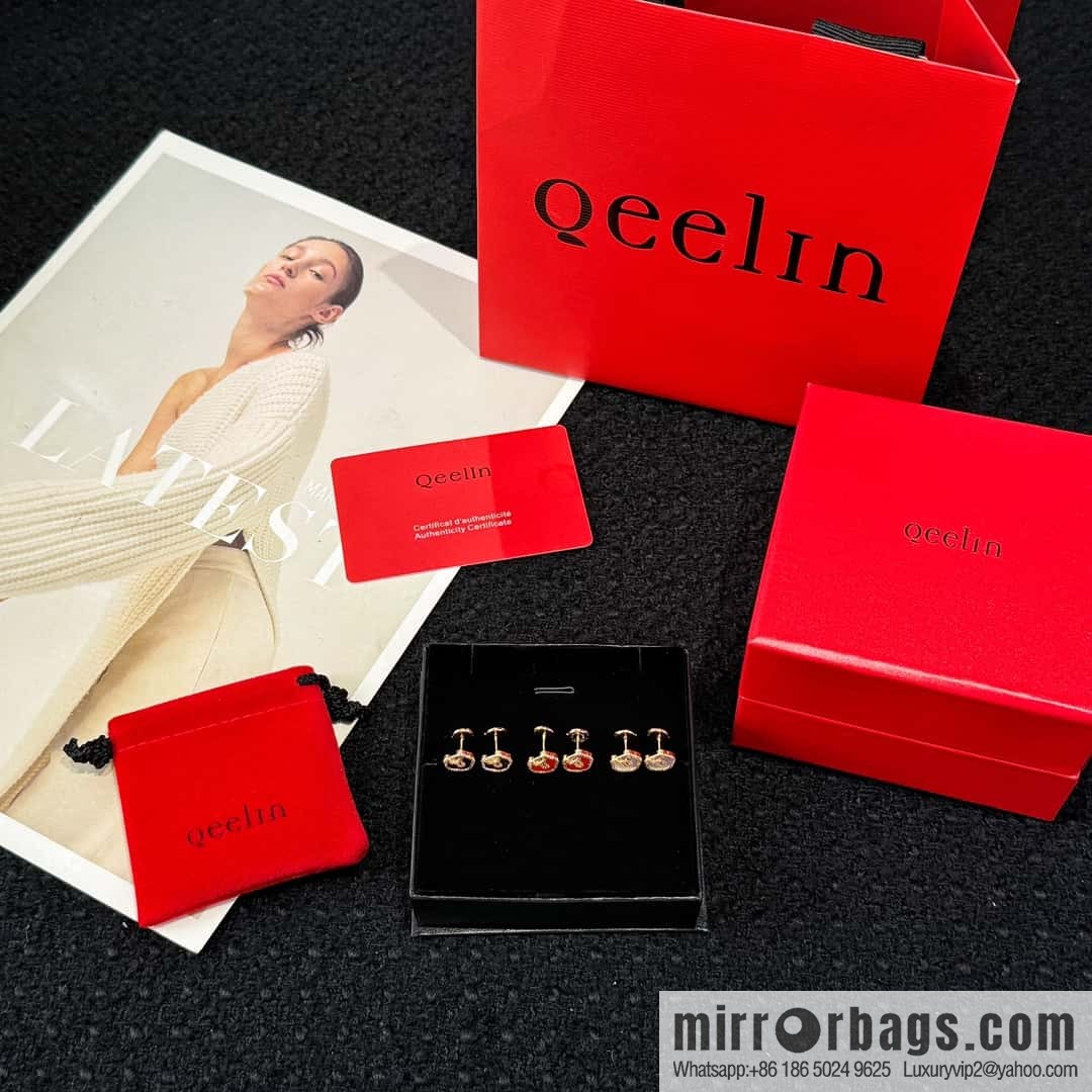 ❗️New ❗️ ☀️ Original ☀️ Qeelin Kirin Ruyi Lock Earrings ☀️