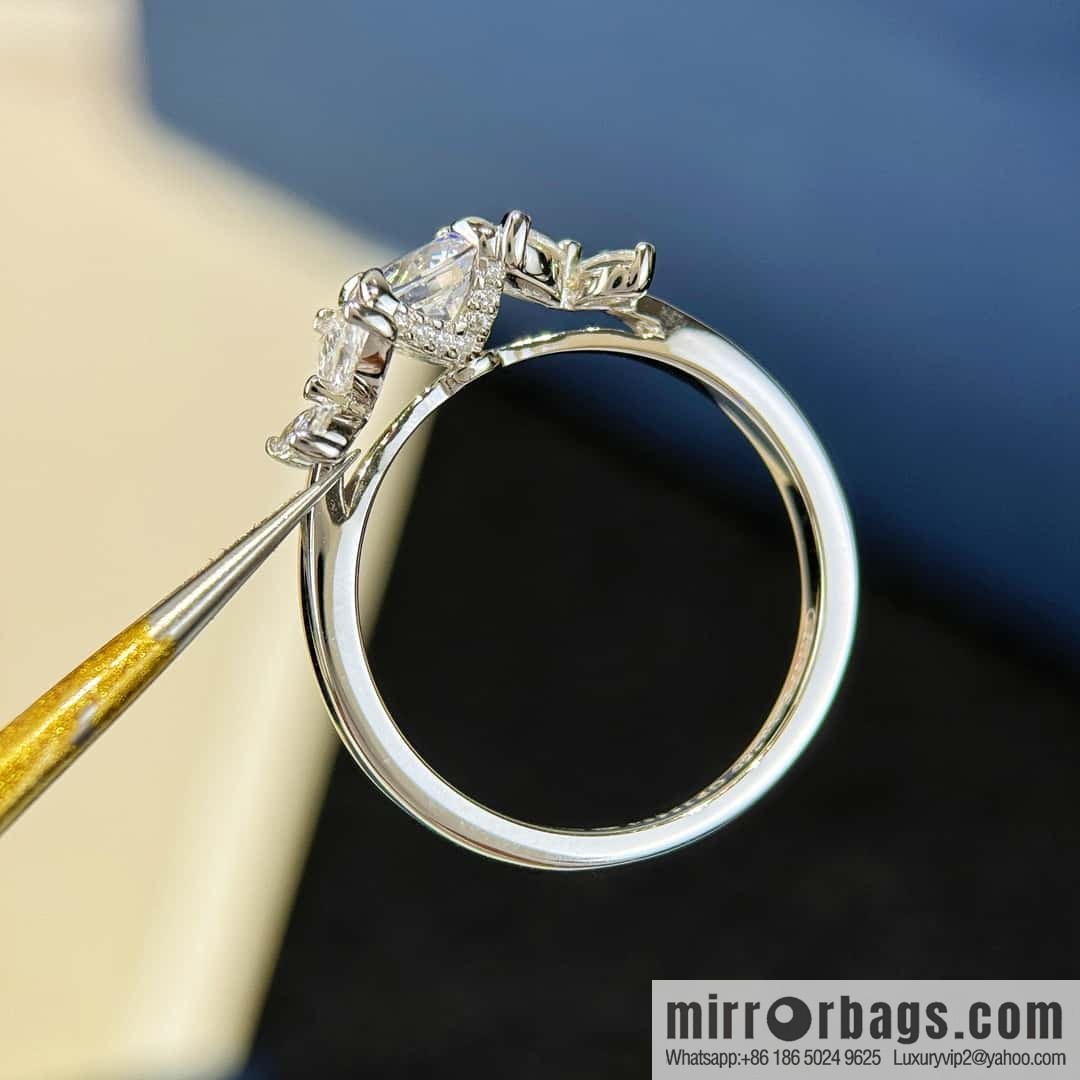 ❗️New ❗️ GRAFF Double Butterfly Single Diamond Ring