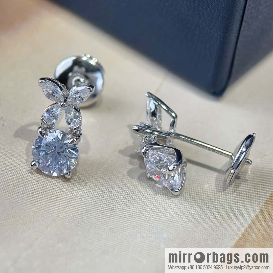❗️New ❗️ GRAFF butterfly single diamond stud earrings