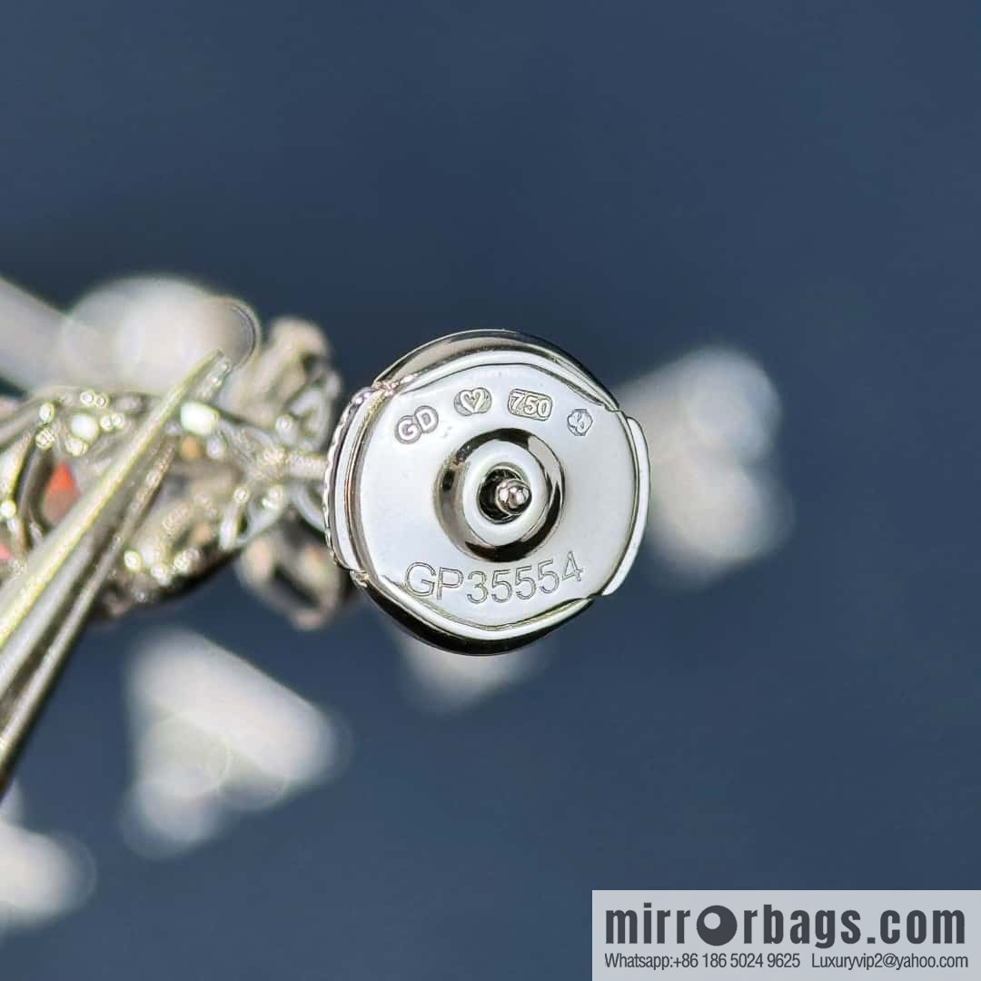 ❗️New ❗️ GRAFF butterfly single diamond stud earrings