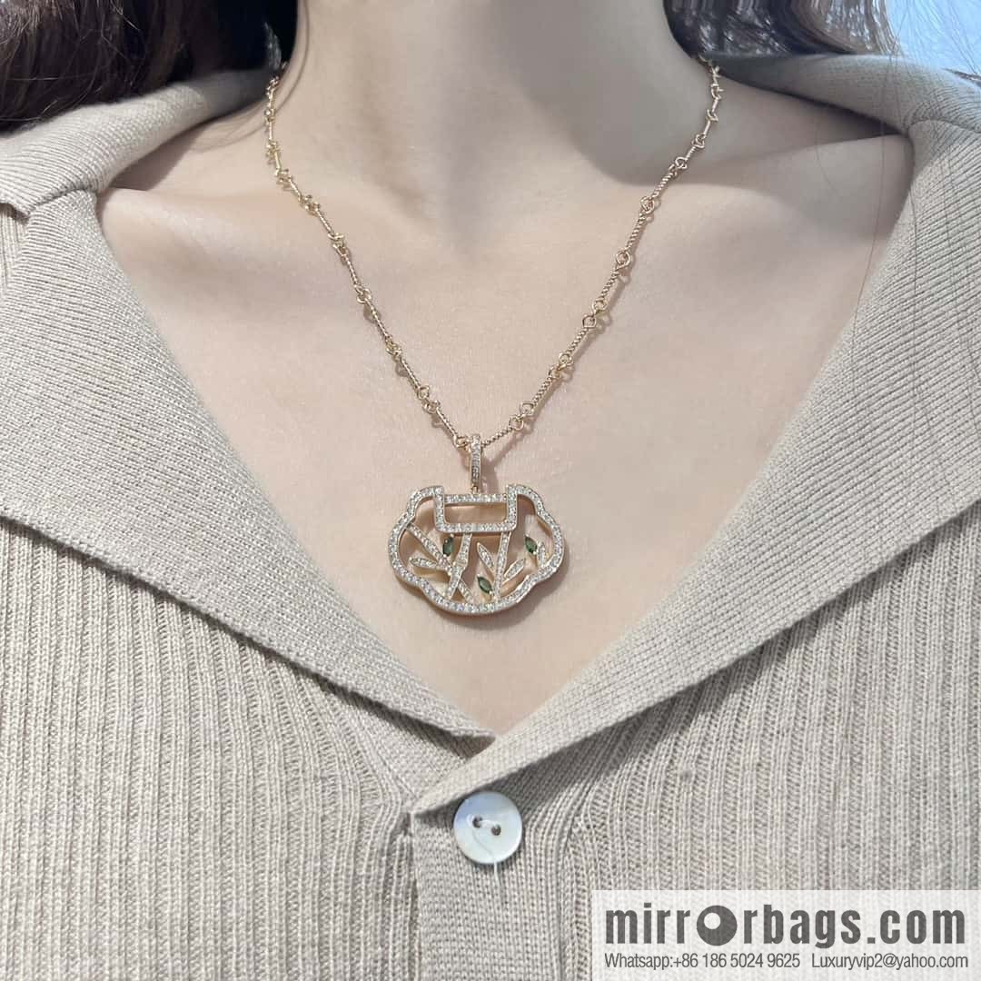 ❗️New ❗️ ☀️ Qeelin Yu Yi Flower Moon Ruyi Bamboo Necklace ☀️