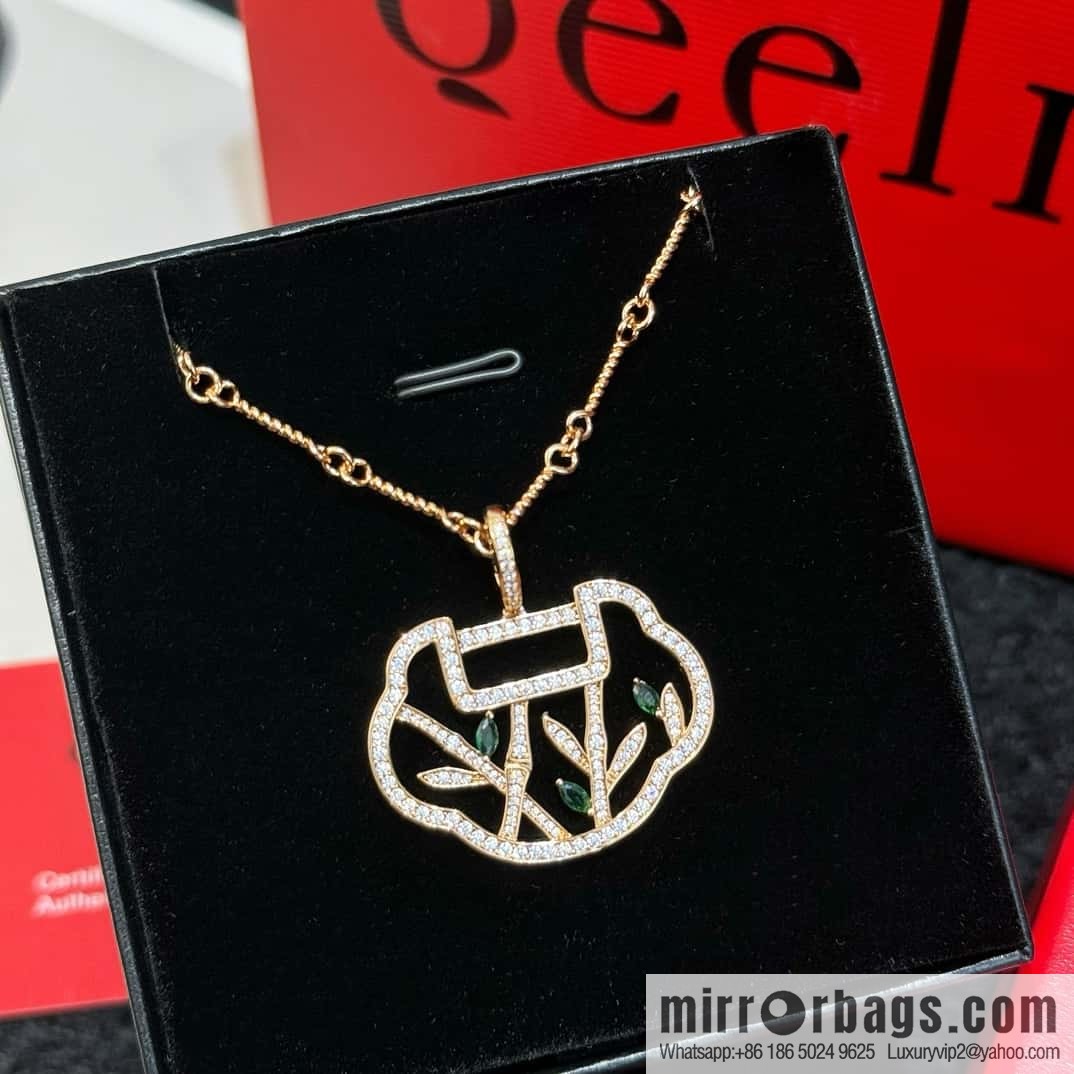 ❗️New ❗️ ☀️ Qeelin Yu Yi Flower Moon Ruyi Bamboo Necklace ☀️