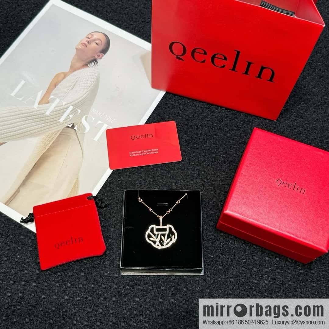 ❗️New ❗️ ☀️ Qeelin Yu Yi Flower Moon Ruyi Bamboo Necklace ☀️