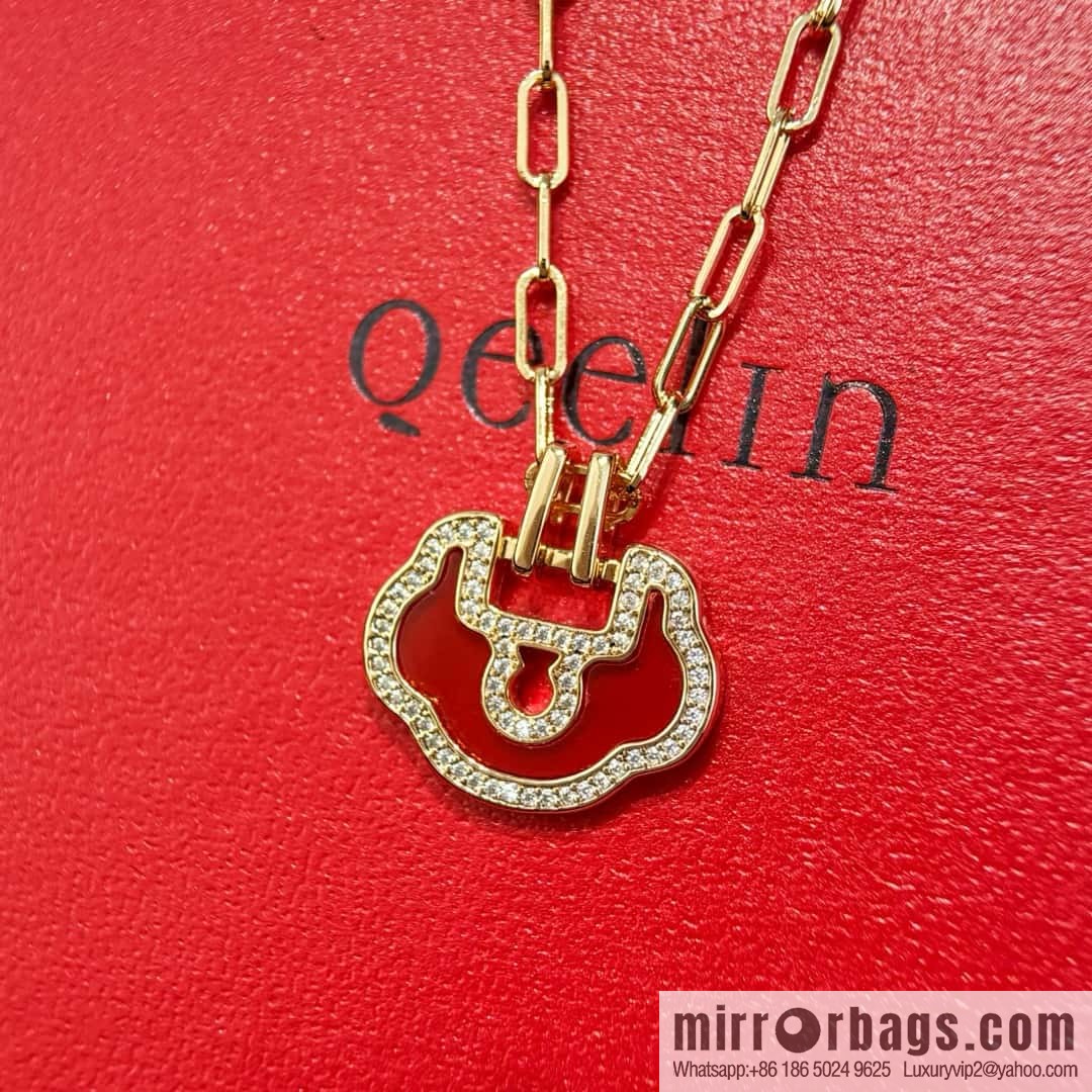 ❗️New ❗️ ☀️ Qeelin Yu Yi Flower Moon Ruyi Lock Necklace ☀️