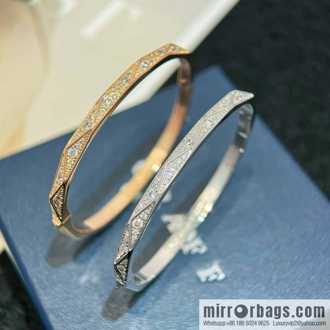 ❗️New ❗️ GRAFF Rhombus Half Diamond Bracelet Bracelet with Diamond