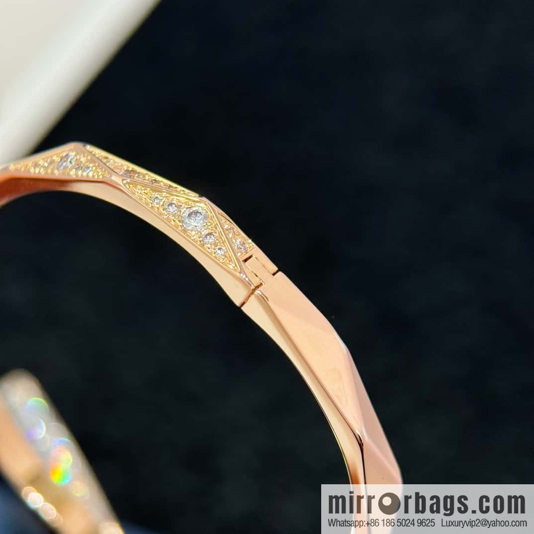 ❗️New ❗️ GRAFF Rhombus Half Diamond Bracelet Bracelet with Diamond