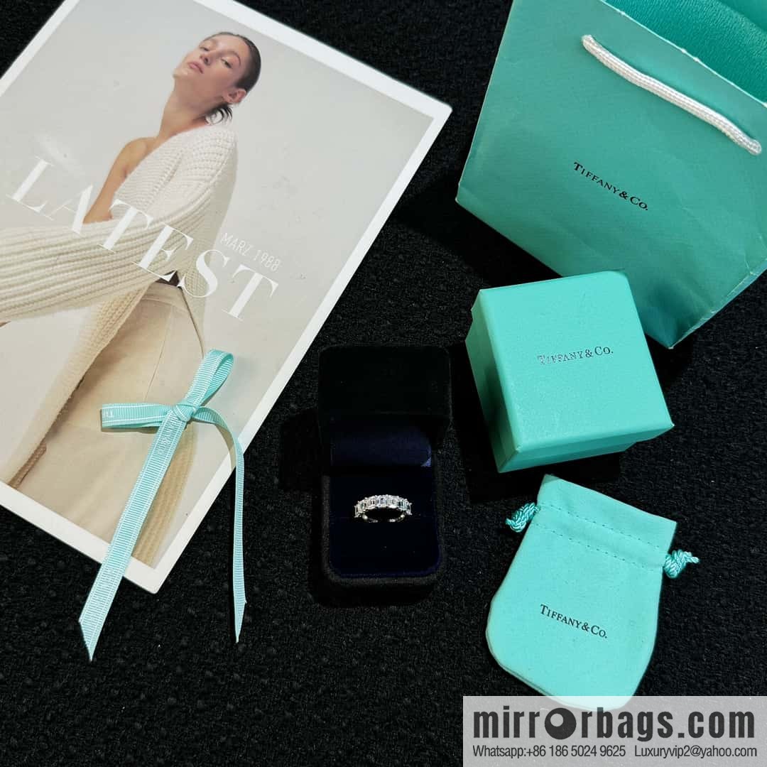 ❗️New ❗️ New ☑️ TIFFANY & Co. Single Row Diamond Ring