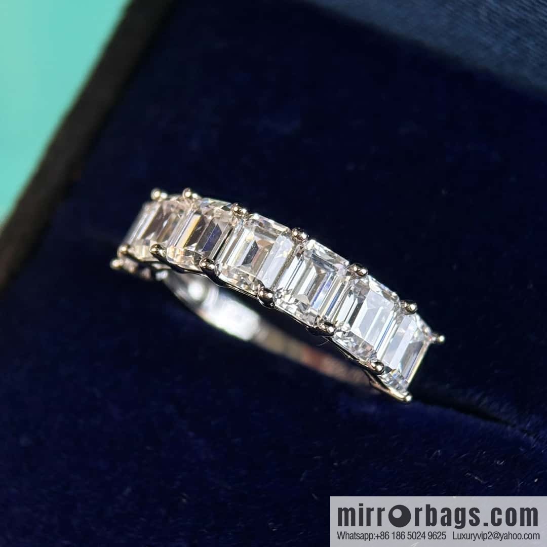 ❗️New ❗️ New ☑️ TIFFANY & Co. Single Row Diamond Ring